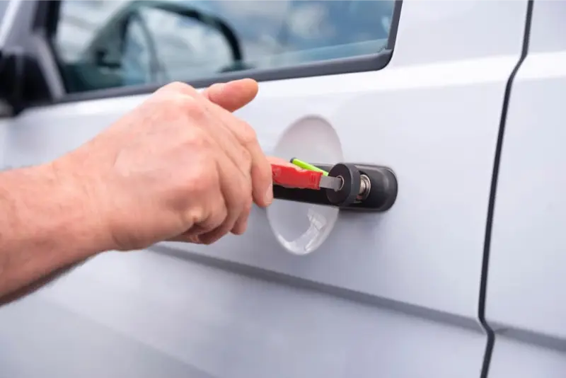 3 Common Emergency Auto Locksmith Services