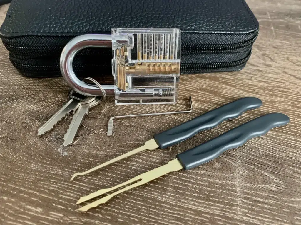 General Locksmith Vs Specialized Lock Picking Expert