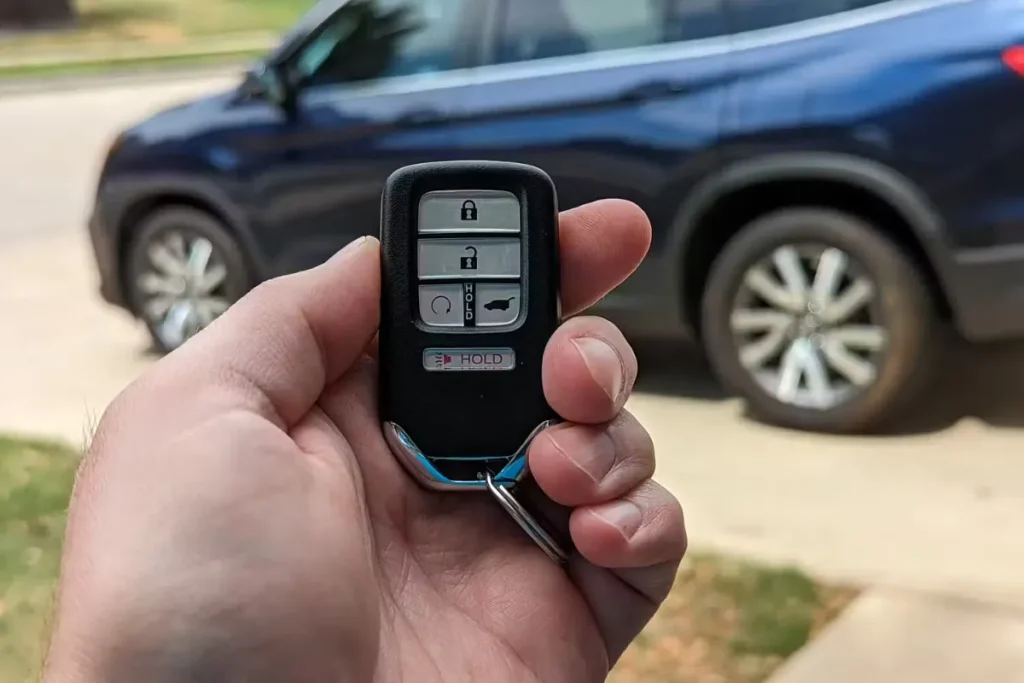 The Car Key Replacement Process at 770 Locksmith